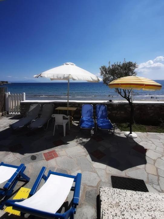 House Kokkalas On The Beach Pyrgadikia Exteriér fotografie